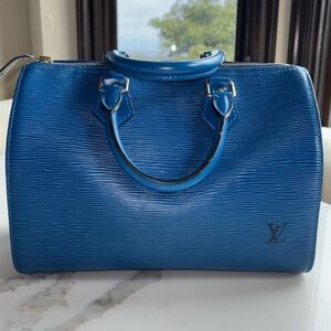 ❌SOLD❌Louis Vuitton Blue Epi leather Speedy 30 in good used condition